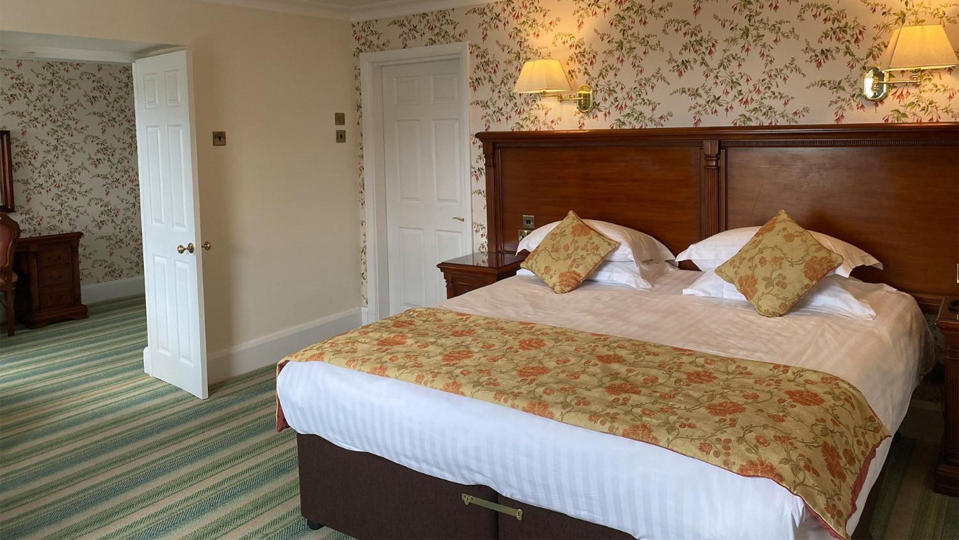 Lake District Castle Inn Bassenthwaite Exterior photo