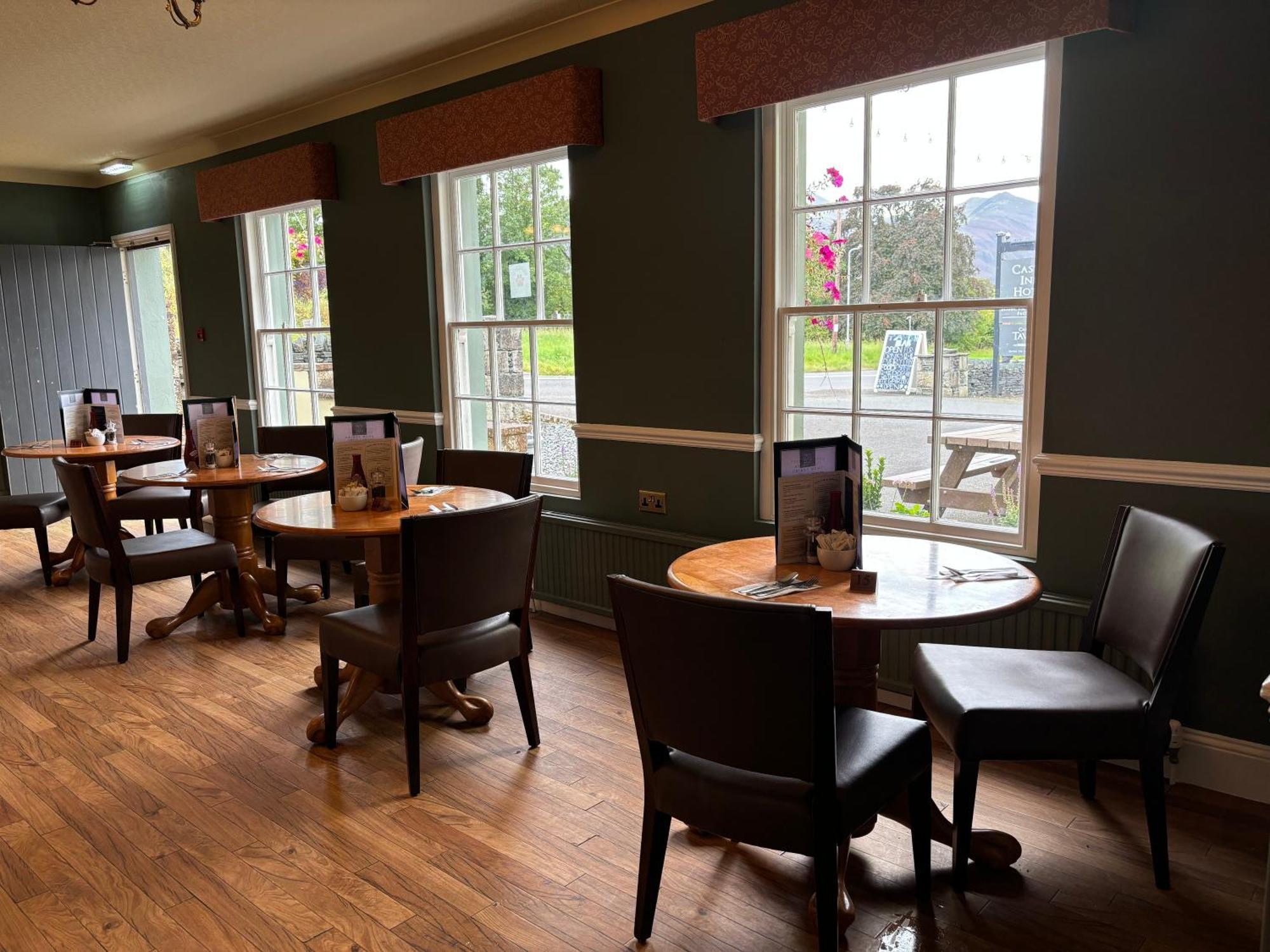 Lake District Castle Inn Bassenthwaite Exterior photo