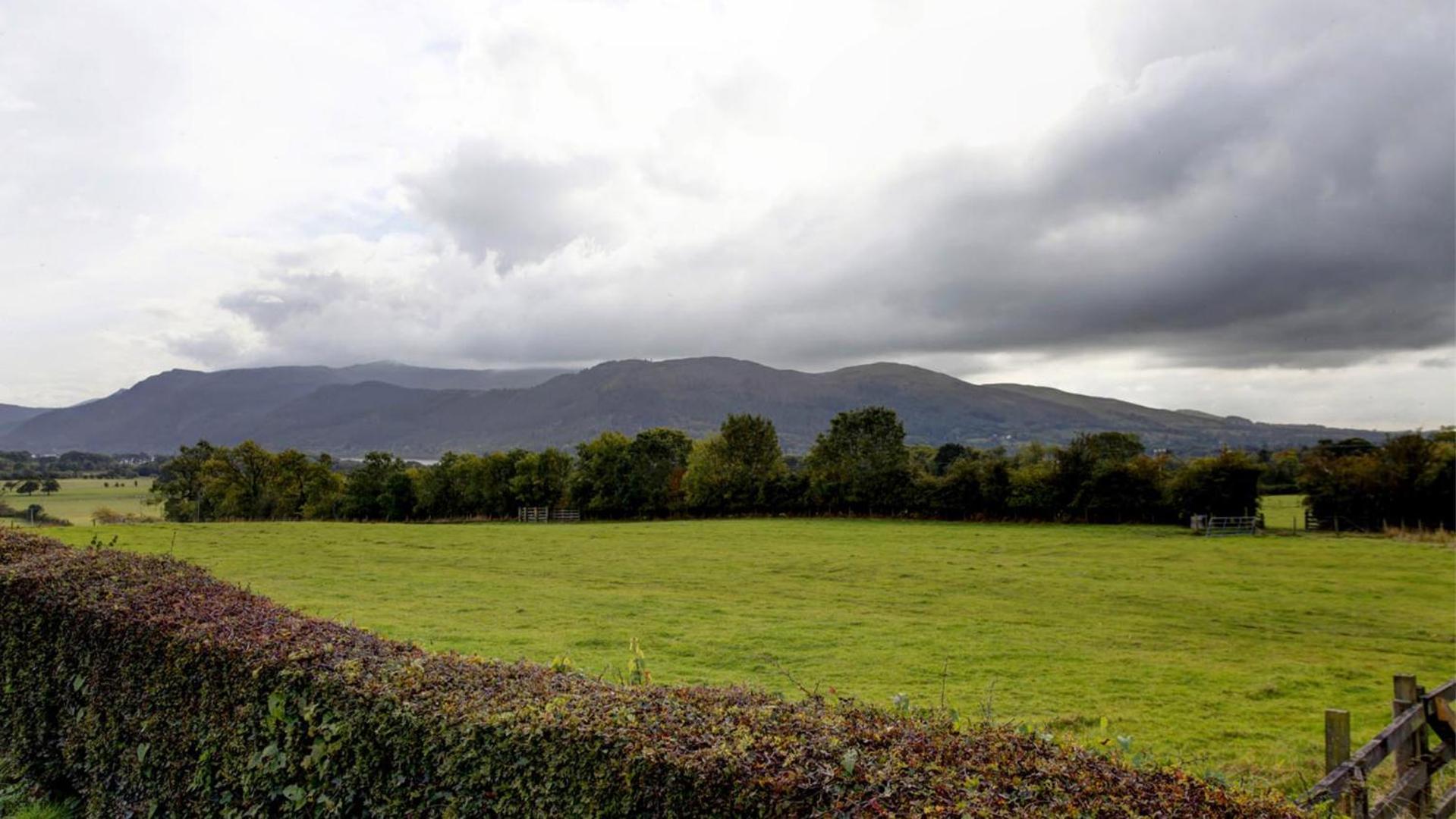 Lake District Castle Inn Bassenthwaite Exterior photo